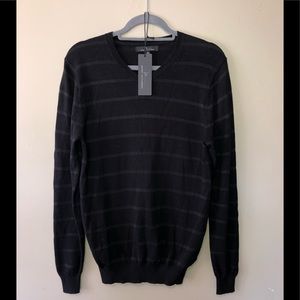 NWT Marc Anthony V-neck sweater